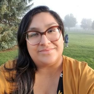 Meet your Posher, Eisha